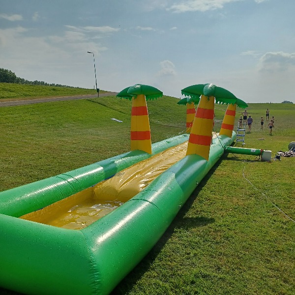 Springkussen huren thema waterpret