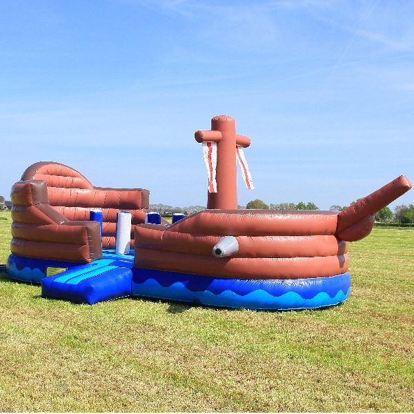Springkussen Piratenschip Groot